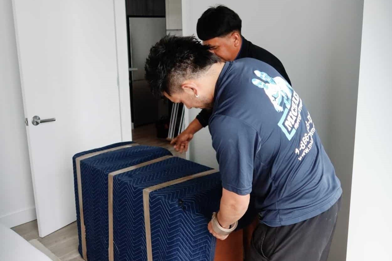 Weymouth MA Furniture Delivery Moving Services